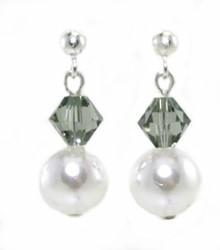 Zeige Details für Perlenohrringe Nele Perlen Weiß Swarovski Kristalle Black Diamond 925 Silber Bild von Perlenohrringe Nele Perlen Weiß Swarovski Kristalle Black Diamond 925 Silber