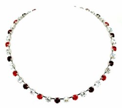 Zeige Details für Collier Sandra mit Swarovski® Kristallen kristall/rot Bild von Collier Sandra mit Swarovski® Kristallen kristall/rot
